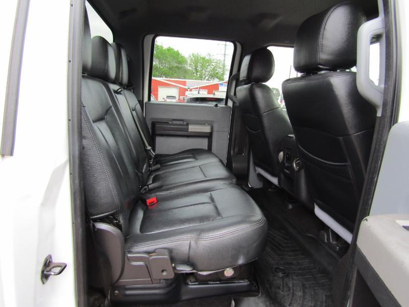 Ford F-250 SD XLT Crew Cab 4WD 2015