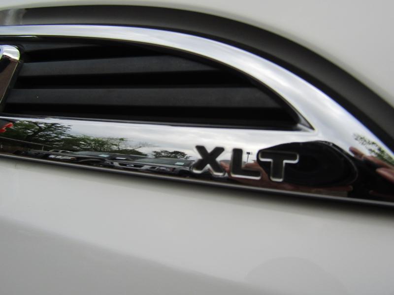 Ford F-250 SD XLT Crew Cab 4WD 2015