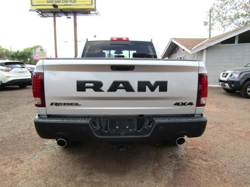 RAM 1500 Rebel Crew Cab SWB 4WD 2016