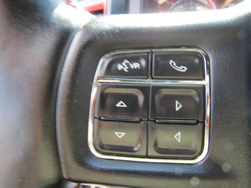 RAM 1500 Rebel Crew Cab SWB 4WD 2016