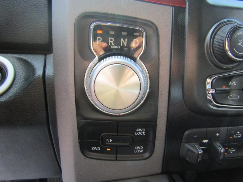 RAM 1500 Rebel Crew Cab SWB 4WD 2016