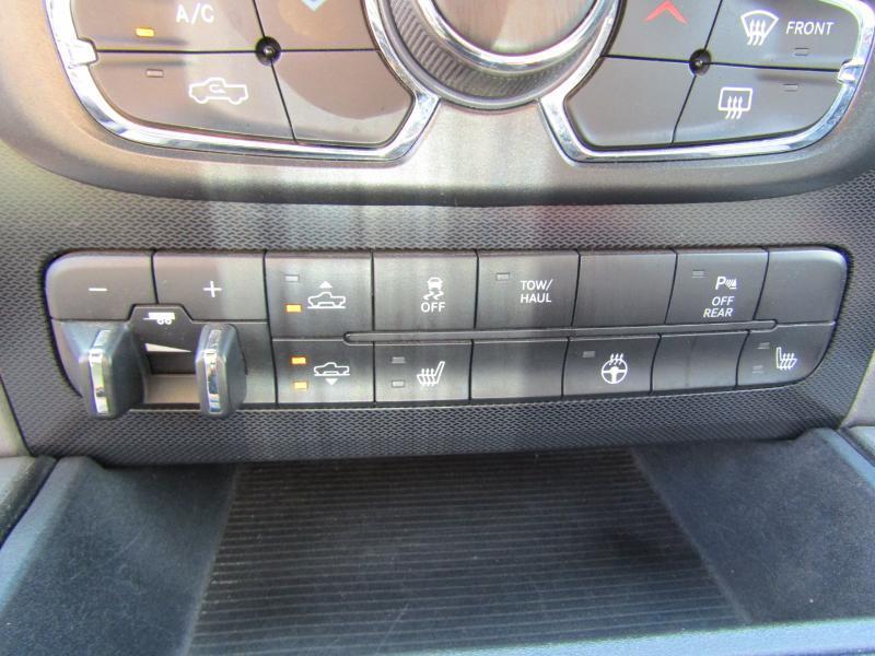 RAM 1500 Rebel Crew Cab SWB 4WD 2016