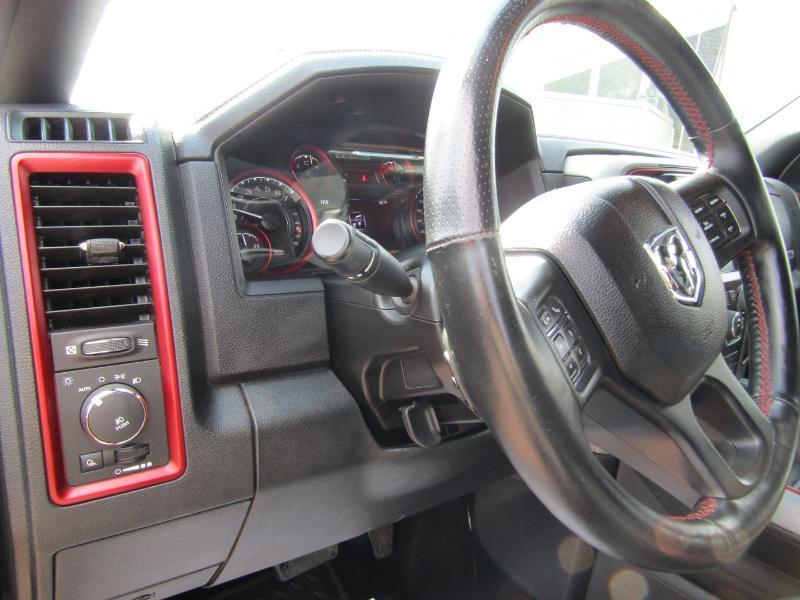 RAM 1500 Rebel Crew Cab SWB 4WD 2016