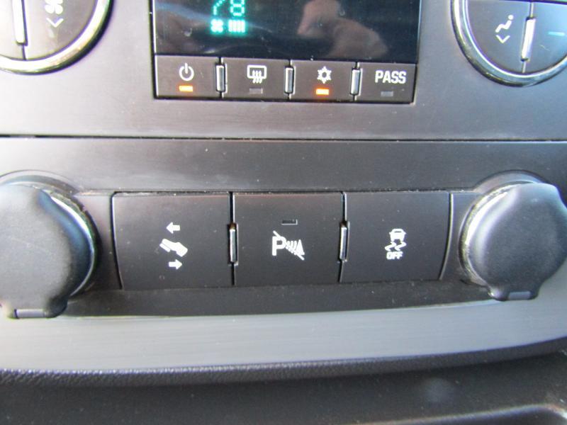 Chevrolet Silverado 2500HD LTZ Crew Cab 4WD 2014