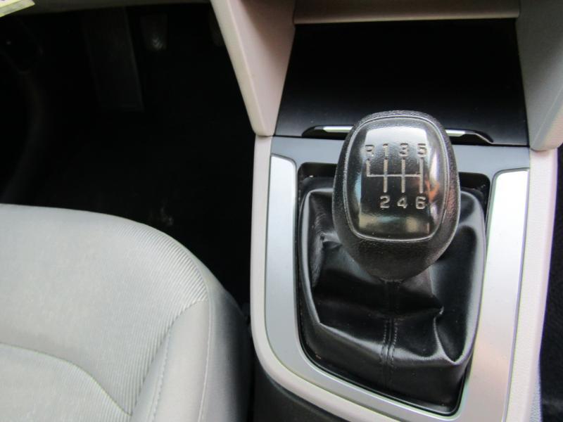 Hyundai Elantra SE 6MT 2017