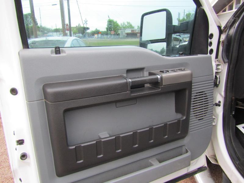 Ford F-250 SD XLT Crew Cab 4WD 2014