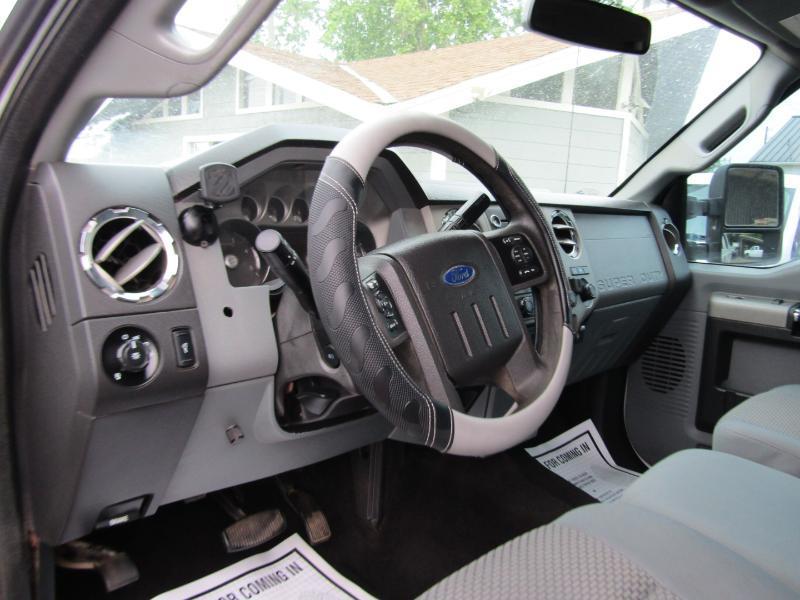 Ford F-250 SD XLT Crew Cab 4WD 2014