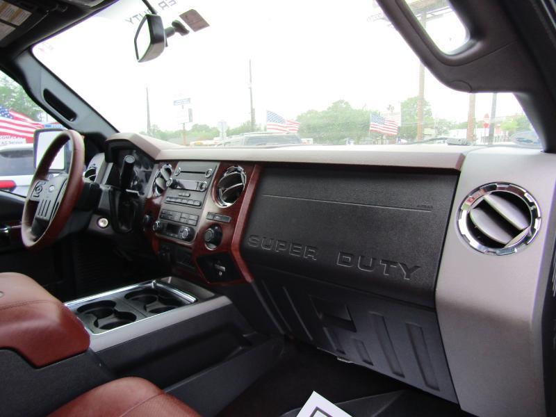 Ford F-250 SD King Ranch Crew Cab 4WD 2012