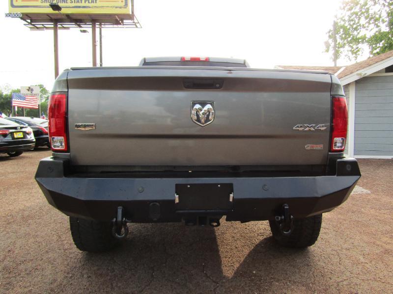 RAM 2500 Laramie Crew Cab LWB 4WD 2011
