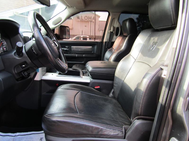 RAM 2500 Laramie Crew Cab LWB 4WD 2011