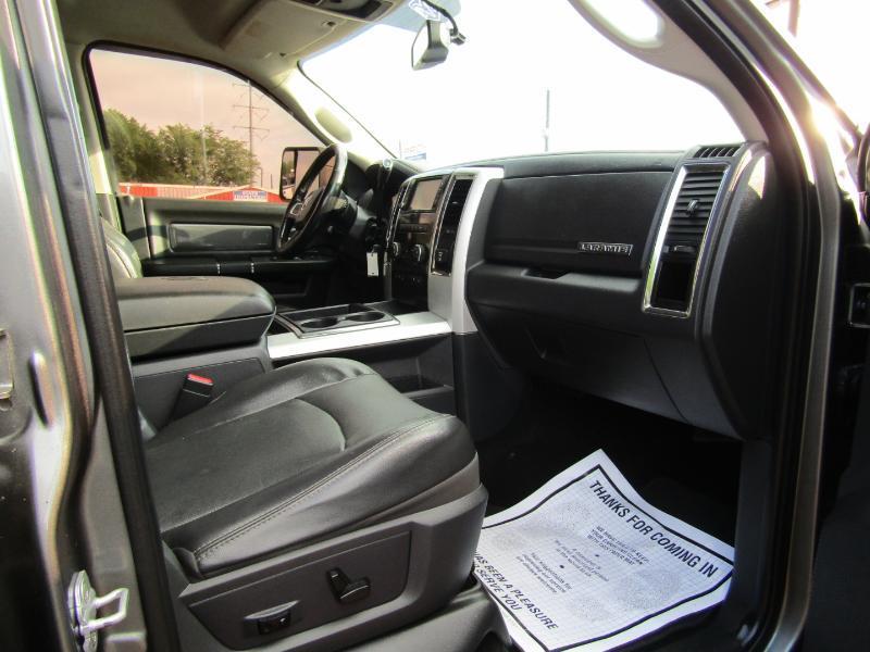 RAM 2500 Laramie Crew Cab LWB 4WD 2011