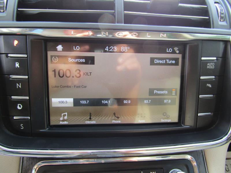 Lincoln Continental Premier 2017