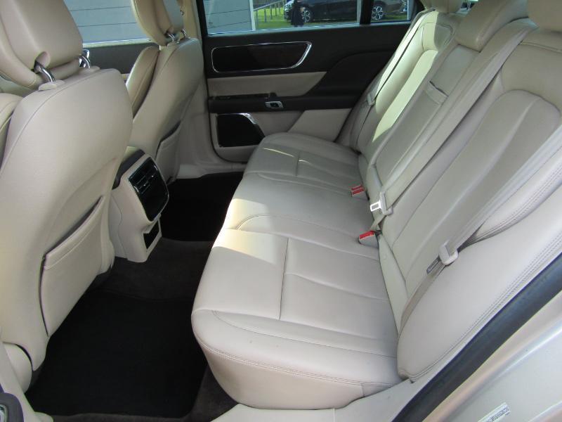 Lincoln Continental Premier 2017