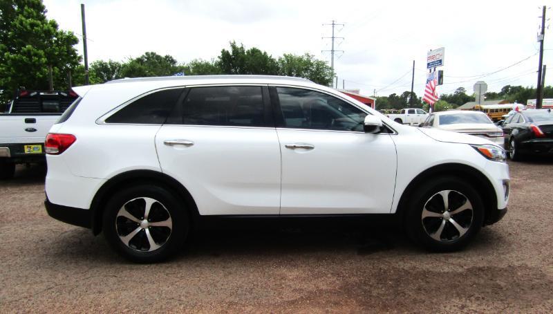 Kia Sorento EX V6 2WD 2017