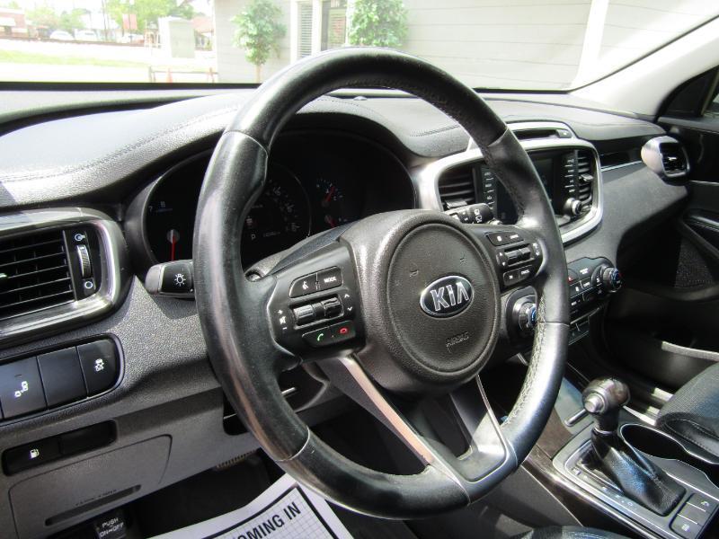 Kia Sorento EX V6 2WD 2017