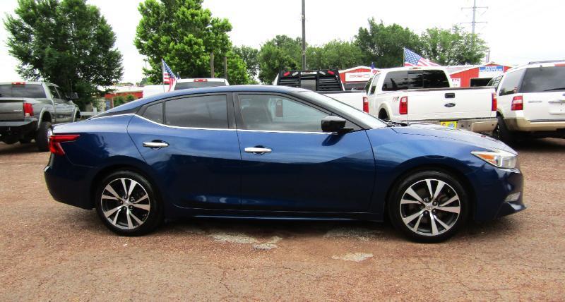 Nissan Maxima 3.5 S 2016