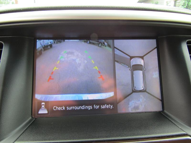 Nissan Pathfinder Platinum 2WD 2016