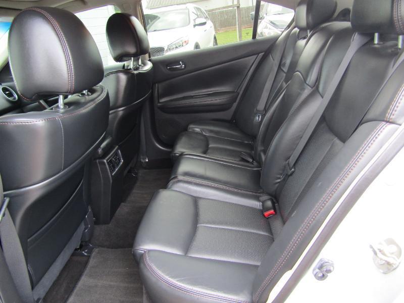 Nissan Maxima SV 2014