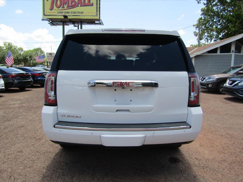 GMC Yukon Denali 2WD 2019