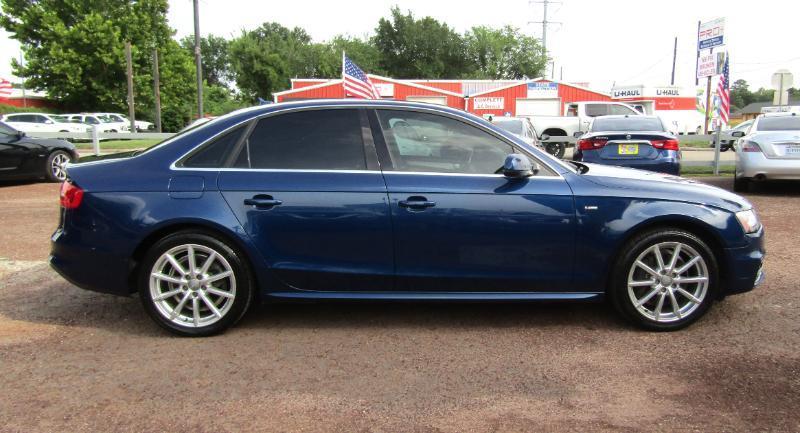 Audi A4 2.0T Premium quattro Sedan 2015