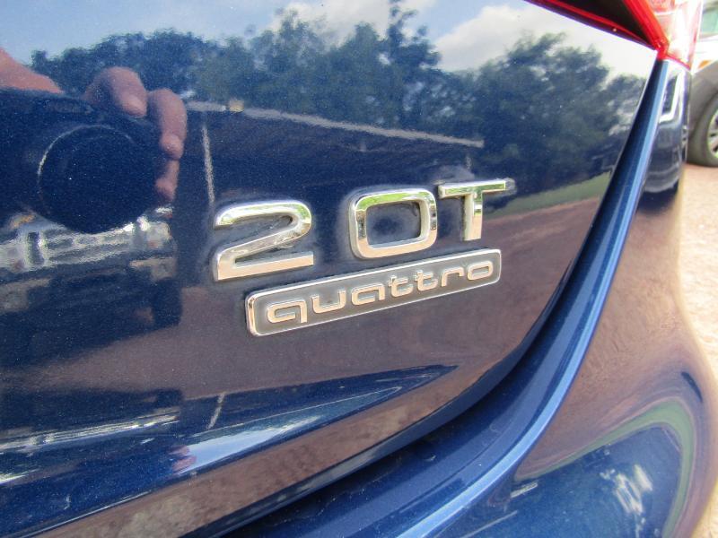 Audi A4 2.0T Premium quattro Sedan 2015