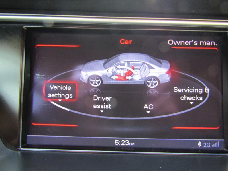 Audi A4 2.0T Premium quattro Sedan 2015