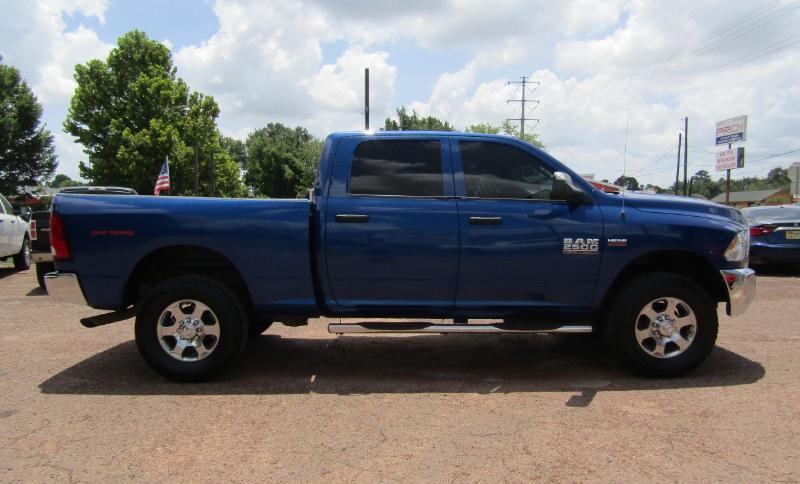 RAM 2500 Tradesman Crew Cab SWB 4WD 2017