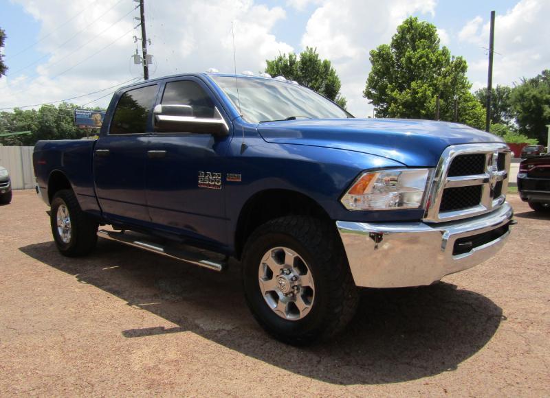 RAM 2500 Tradesman Crew Cab SWB 4WD 2017