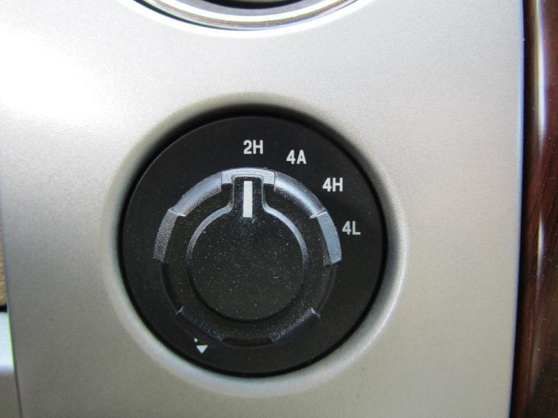 Ford F-150 Lariat SuperCrew 5.5-ft. Bed 4WD 2012