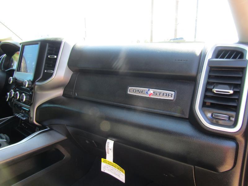 RAM 1500 Lone Star Crew Cab SB 4WD 2019