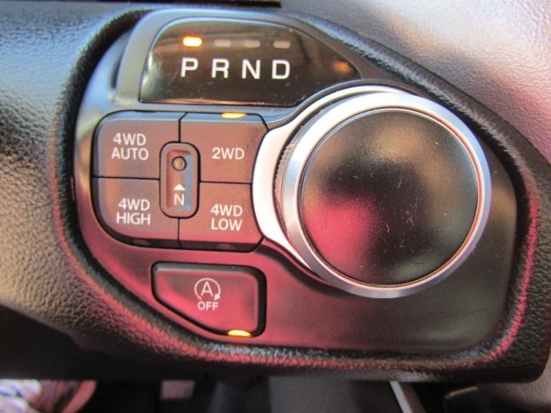 RAM 1500 Lone Star Crew Cab SB 4WD 2019