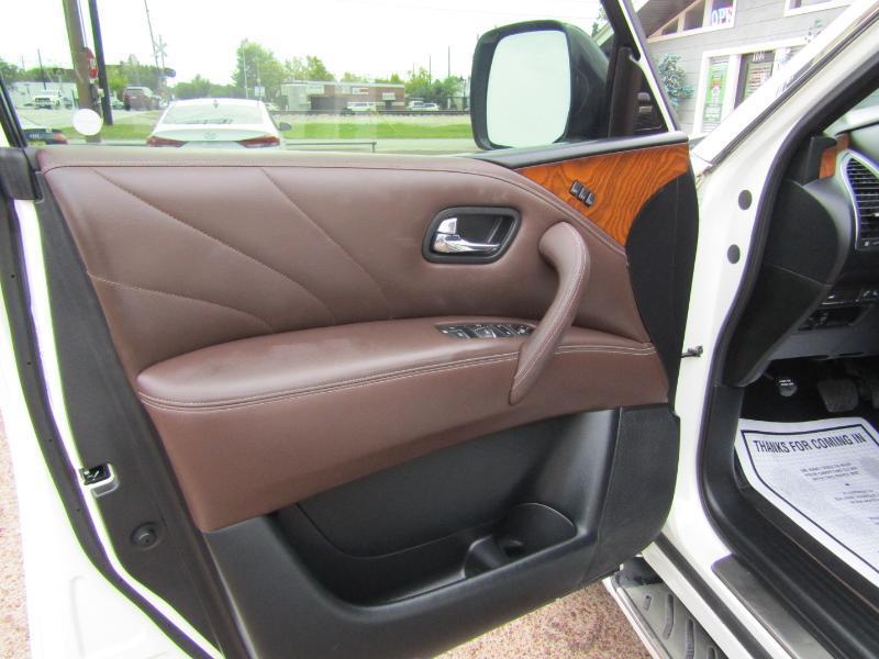 Infiniti QX80 Limited 4D SUV 4WD 2017