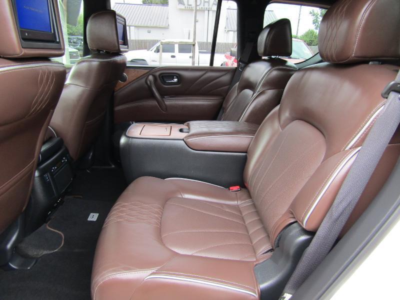Infiniti QX80 Limited 4D SUV 4WD 2017