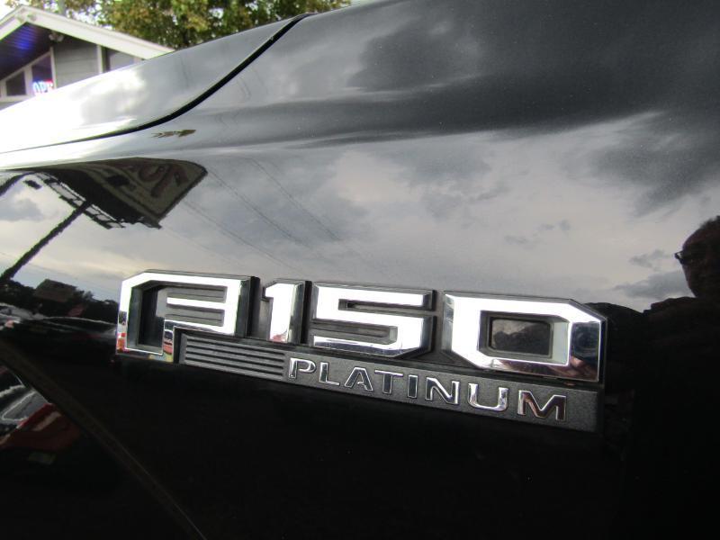 Ford F-150 Platinum SuperCrew 5.5-ft. Bed 4WD 2015