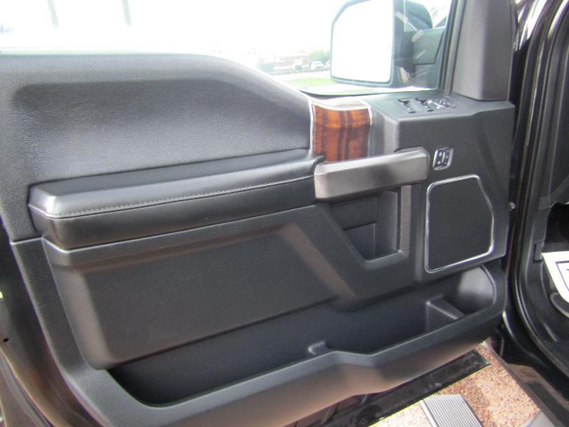 Ford F-150 Platinum SuperCrew 5.5-ft. Bed 4WD 2015