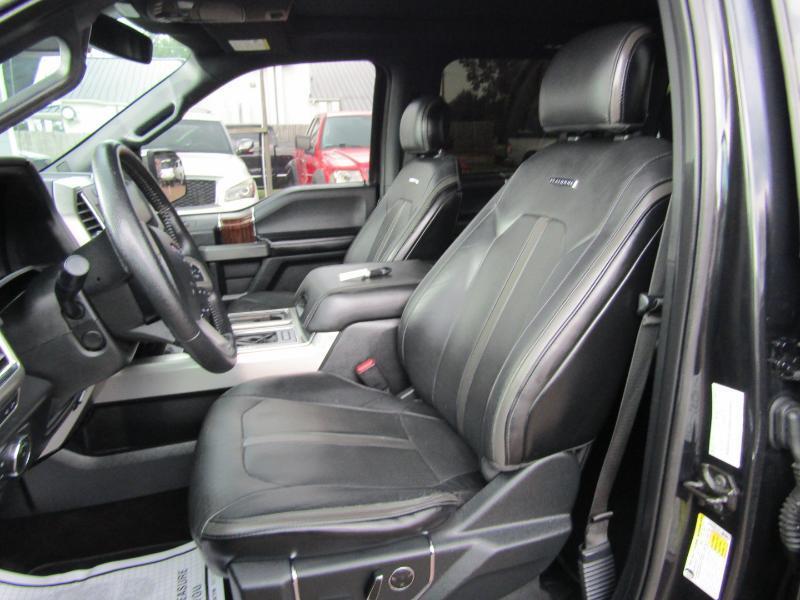 Ford F-150 Platinum SuperCrew 5.5-ft. Bed 4WD 2015
