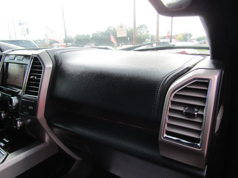 Ford F-150 Platinum SuperCrew 5.5-ft. Bed 4WD 2015