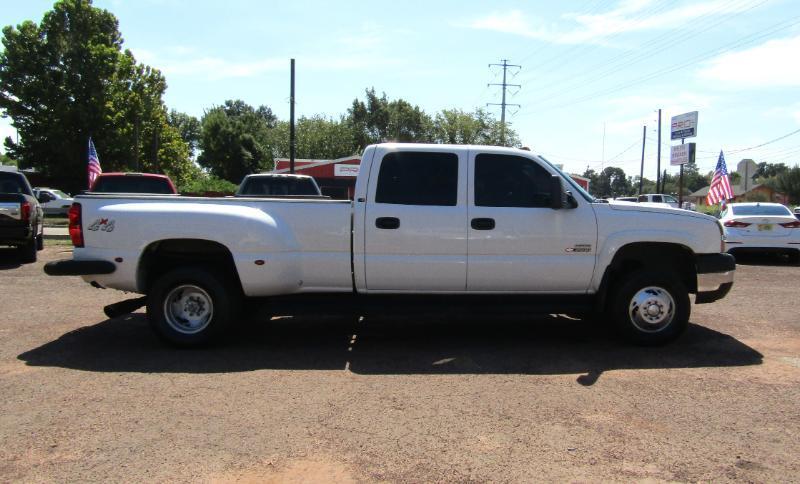 Chevrolet Silverado 3500 LS Crew Cab 4WD 2004