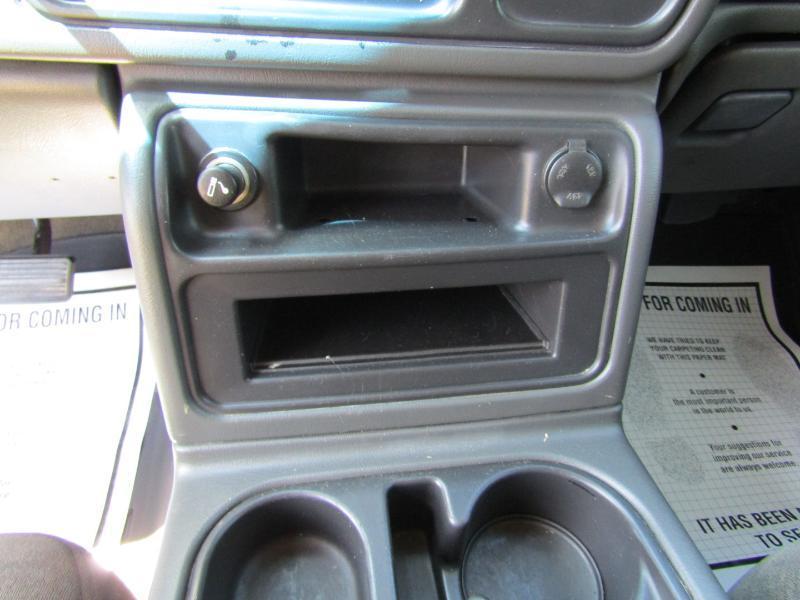Chevrolet Silverado 3500 LS Crew Cab 4WD 2004