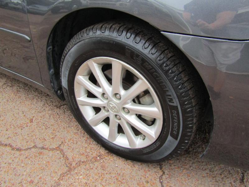 Toyota Camry XLE V6 2011