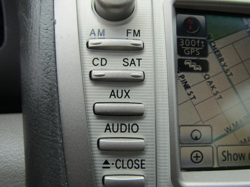 Toyota Camry XLE V6 2011