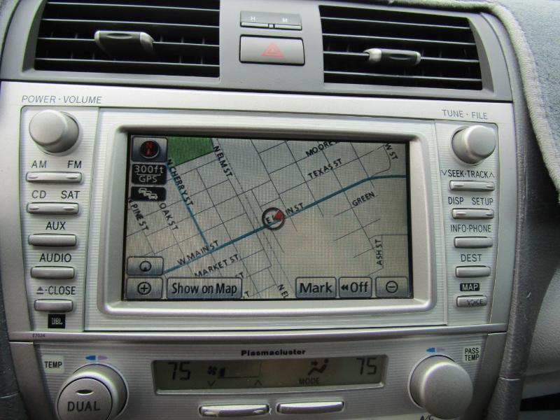 Toyota Camry XLE V6 2011