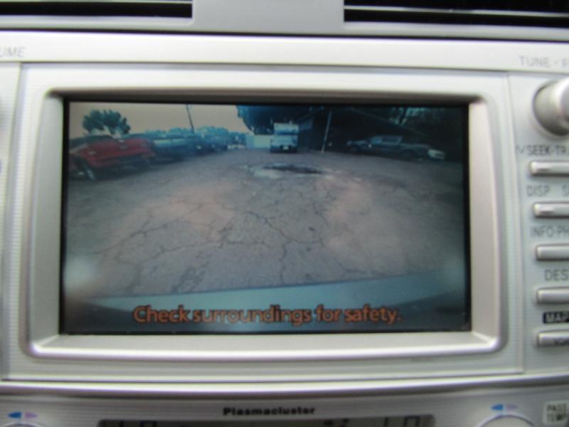 Toyota Camry XLE V6 2011