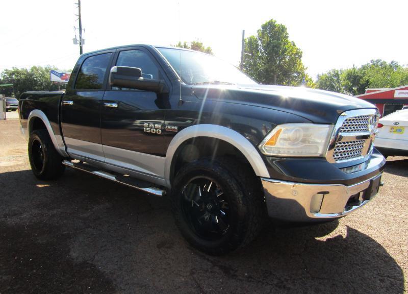 RAM 1500 Laramie Crew Cab SWB 4WD 2014