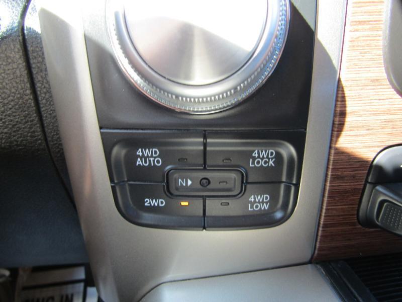 RAM 1500 Laramie Crew Cab SWB 4WD 2014