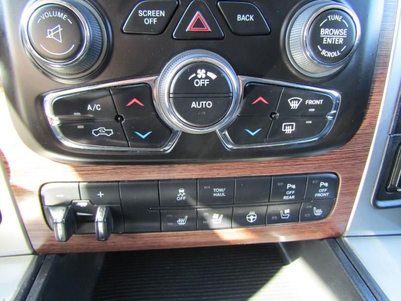 RAM 1500 Laramie Crew Cab SWB 4WD 2014