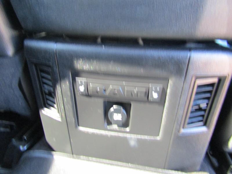 RAM 1500 Laramie Crew Cab SWB 4WD 2014