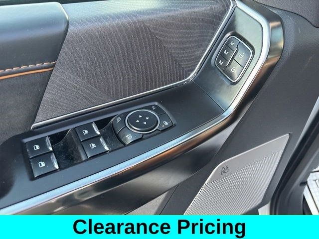 Ford F-150 Platinum SuperCrew 4WD 2023