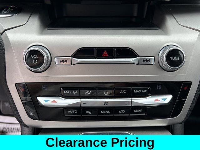 Ford Explorer XLT 4WD 2021