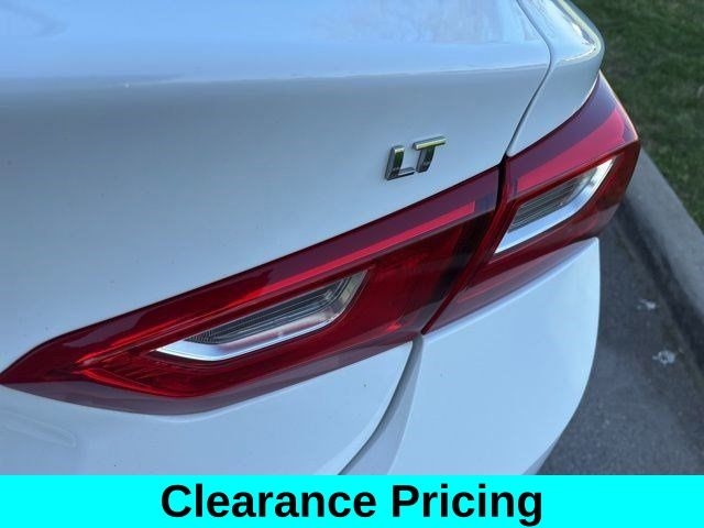 Chevrolet Malibu  2023